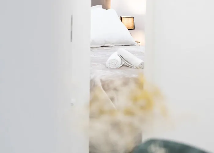 Mm Apartment Sukosan