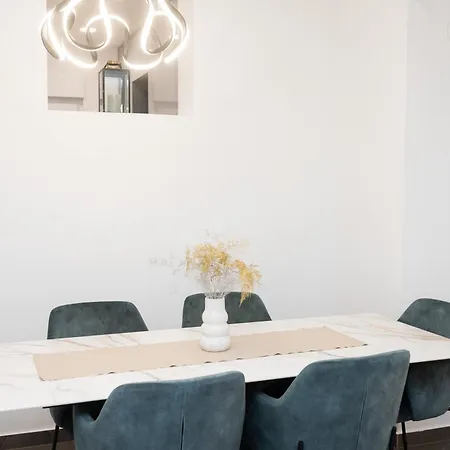 Apartment Mm