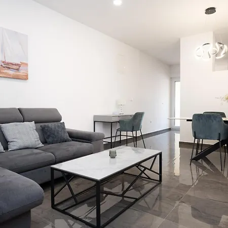 Apartment Mm Sukosan
