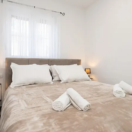 Mm Apartment *